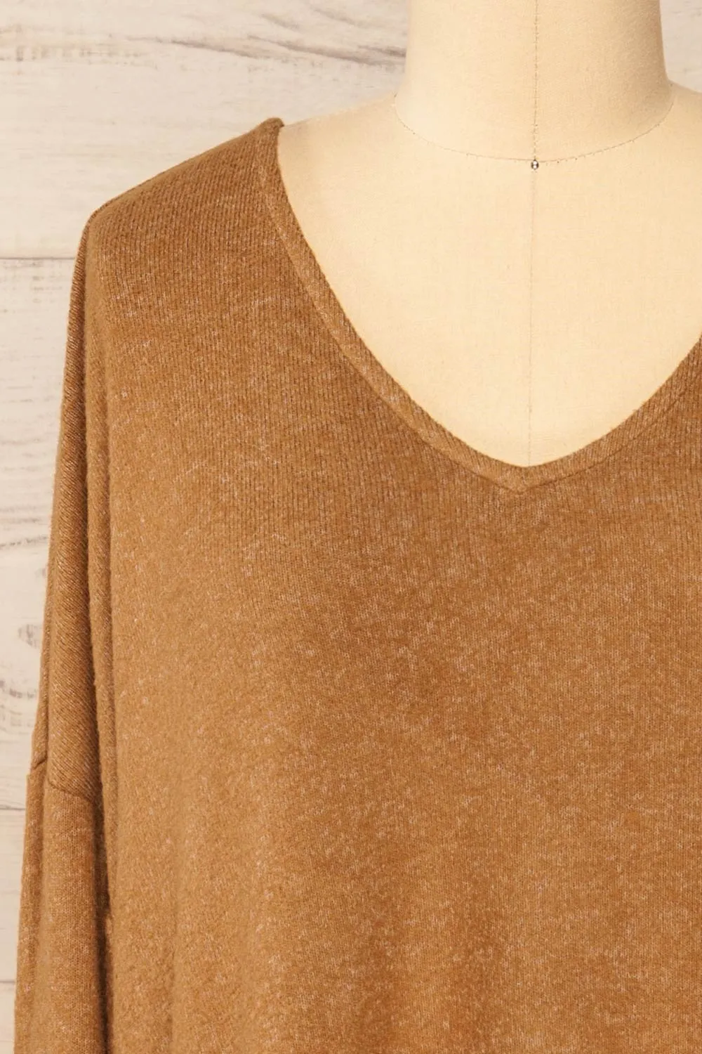 Ancone Camel | Long Sleeve V-Neck Top