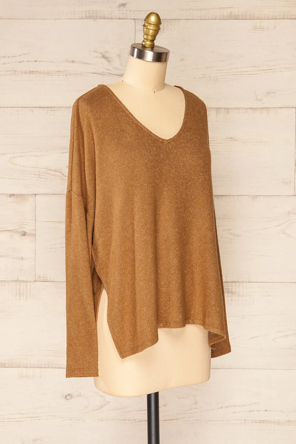 Ancone Camel | Long Sleeve V-Neck Top