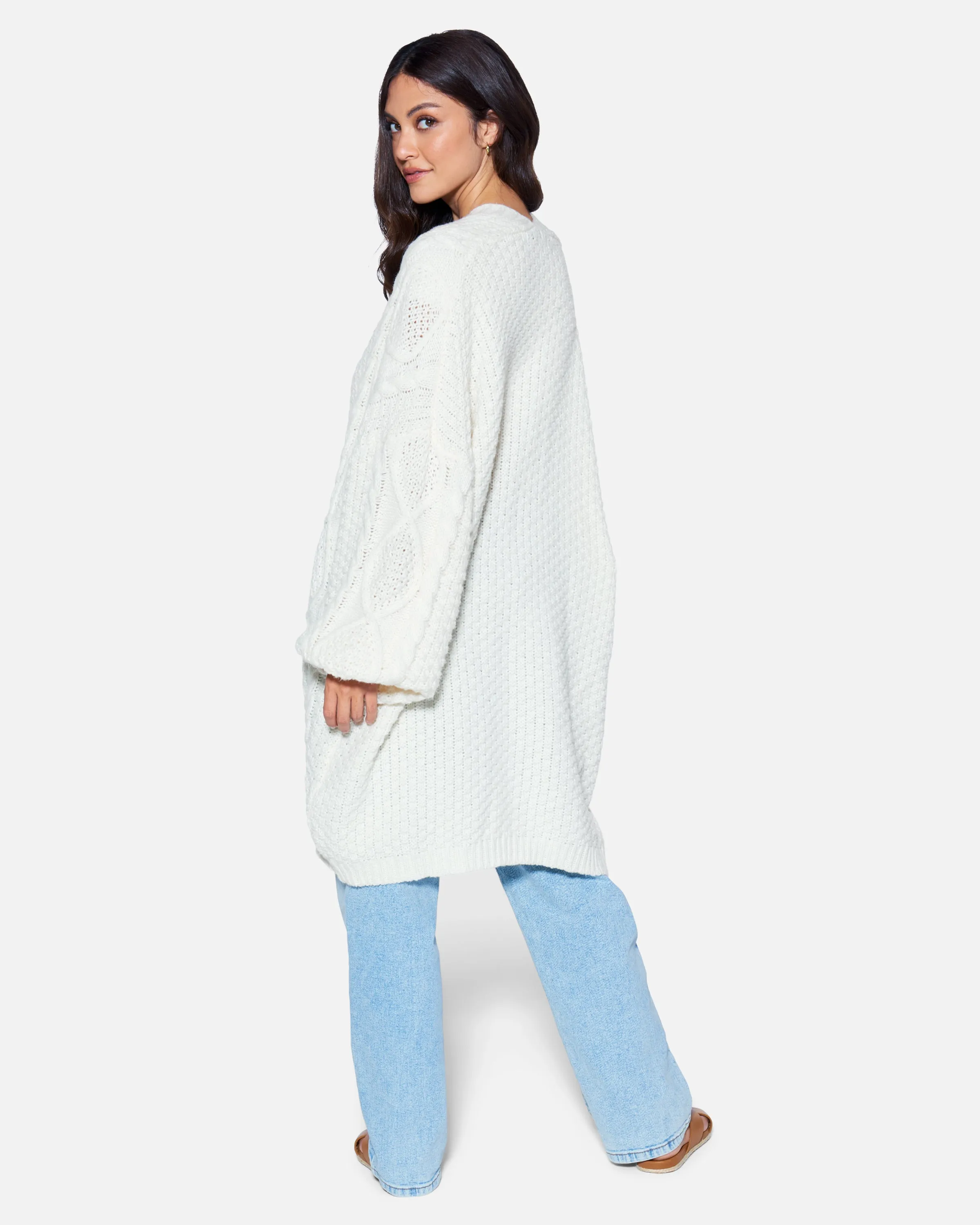 ESSENTIAL OLIVIA OVERSIZED CARDIGAN